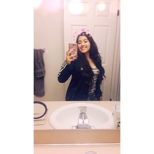 Meet your Posher, Kim